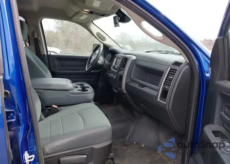 2016 Ram 1500 Tradesman из США, поврежденный, VIN 1C6RR6KG0GS340295